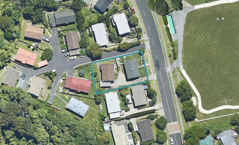 38B Langstone Street, Welcome Bay, Tauranga - Carousel 1