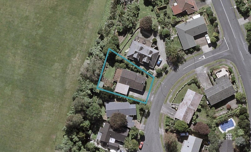 6 Cargill Place, Frankleigh Park, New Plymouth - Carousel 1