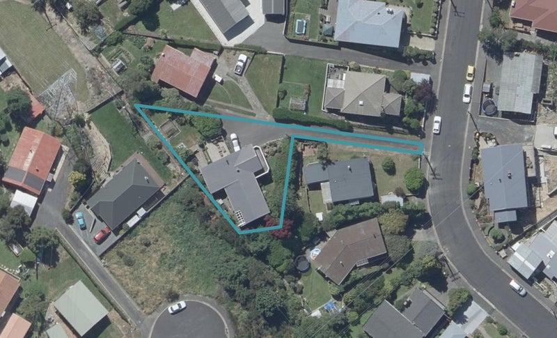 85 Centennial Avenue, Helensburgh, Dunedin - Carousel 1