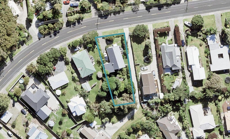 1237 Whangaparaoa Road, Gulf Harbour, Whangaparaoa - Carousel 1