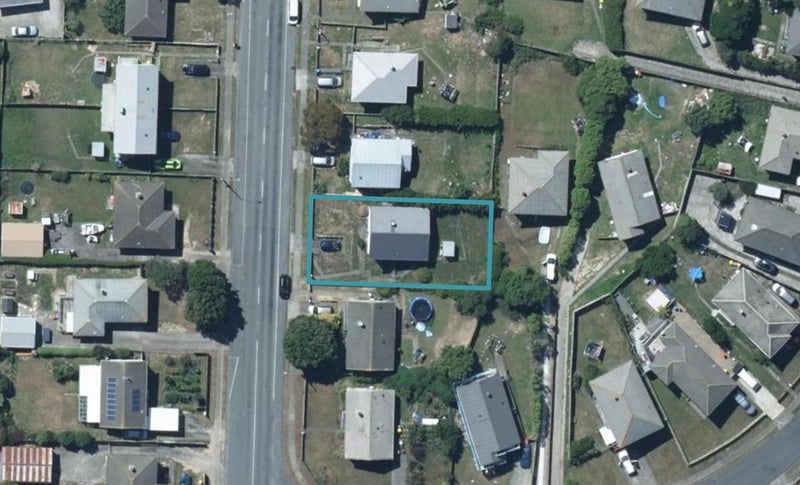334 Warspite Avenue, Waitangirua, Porirua - Carousel 1