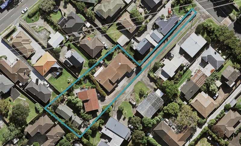 3/9 Carlton Street, Hillsborough, Auckland - Carousel 1