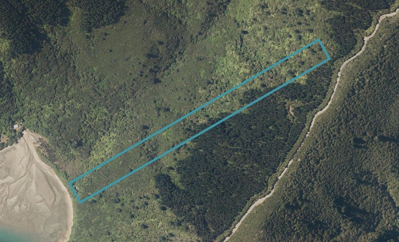 0 Whakitenga Bay, Squally Cove, French Pass - Carousel 1