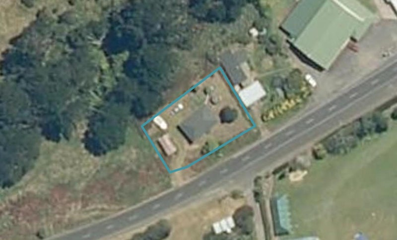 2607 Awhitu Road, Āwhitu - Carousel 1