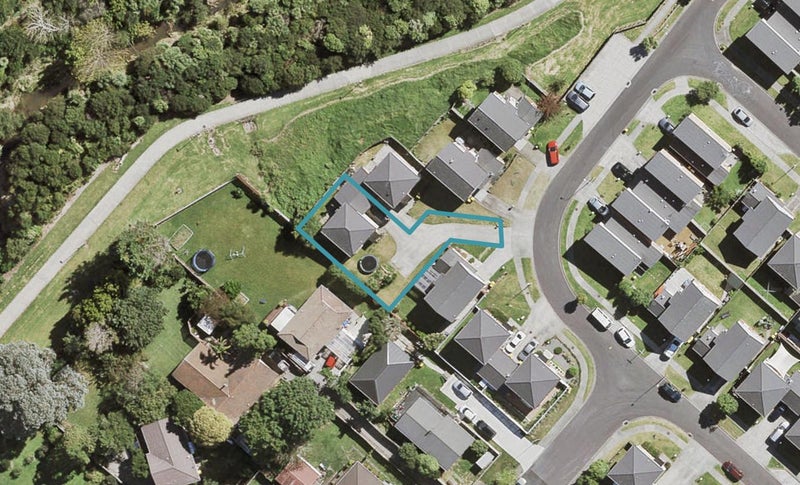 50 Brashier Circle, Sunnyvale, Auckland - Carousel 1