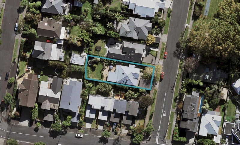 19 Wairua Road, Remuera, Auckland - Carousel 1
