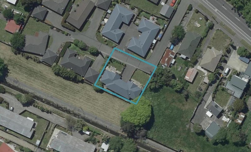 9A Ferndown Lane, Bromley, Christchurch - Carousel 1