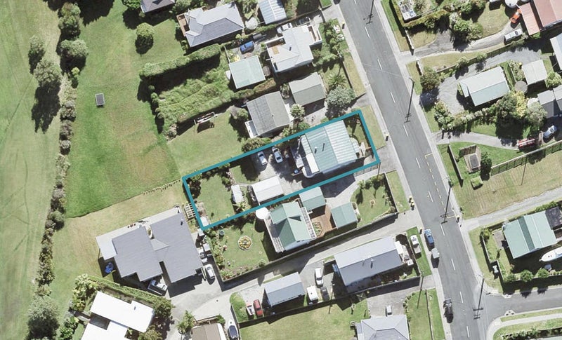 33 Shakespear Road, Army Bay, Whangaparaoa - Carousel 1