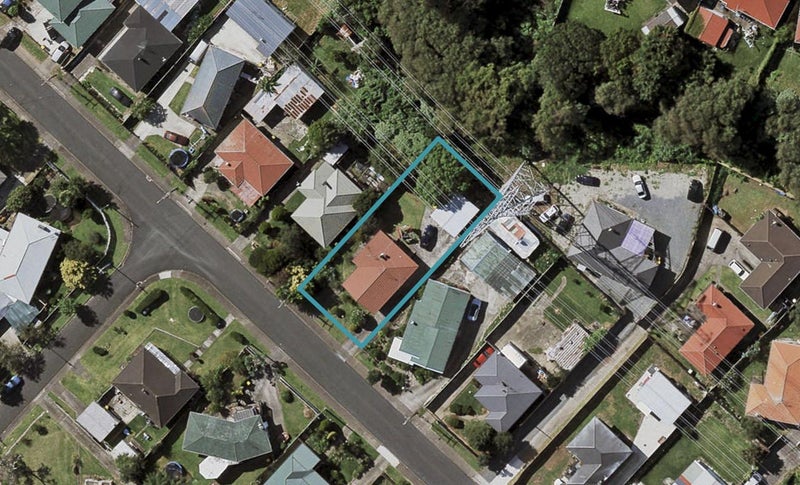 104 Clayton Avenue, Otara, Auckland - Carousel 1