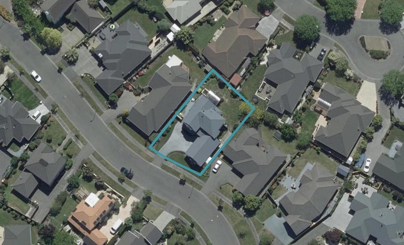 36 Glencullen Drive, Casebrook, Christchurch - Carousel 1