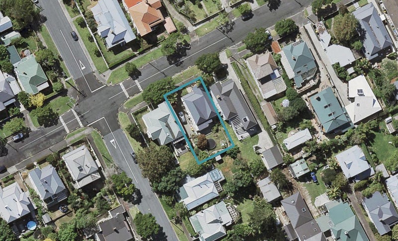 35 Mozeley Avenue, Devonport, Auckland - Carousel 1