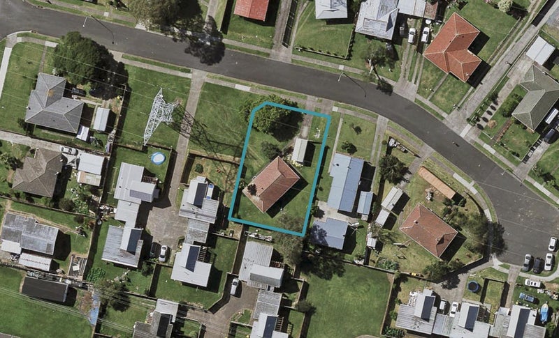 7 Bland Place, Otara, Auckland - Carousel 1