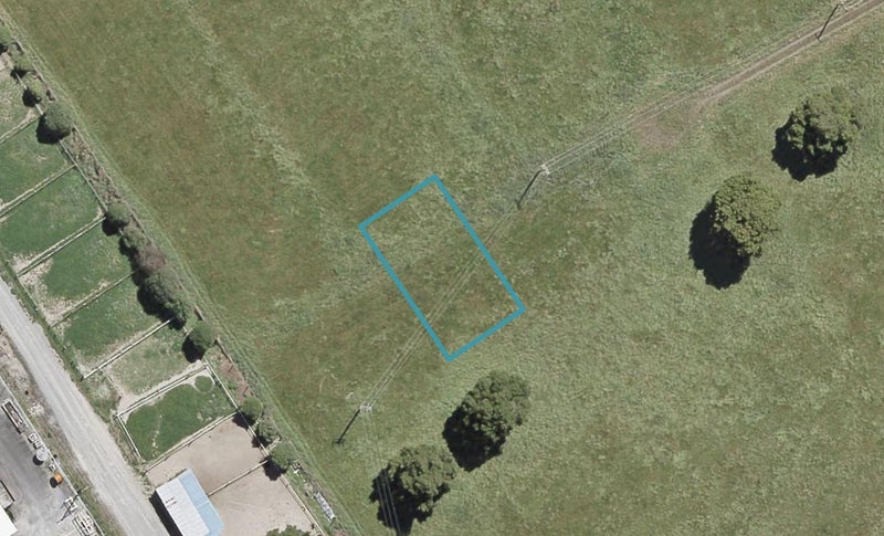 31 Castletown Street, Wallaceville, Upper Hutt - Carousel 1