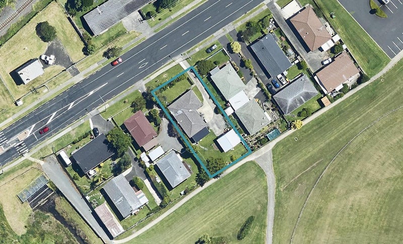 424 Ngatai Road, Bellevue, Tauranga - Carousel 1