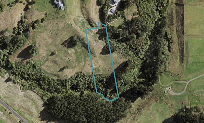 395D Redoubt Road, Tōtara Park, Auckland - Carousel 1