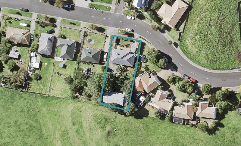 15 Cranbrook Place, Glendowie, Auckland - Carousel 1