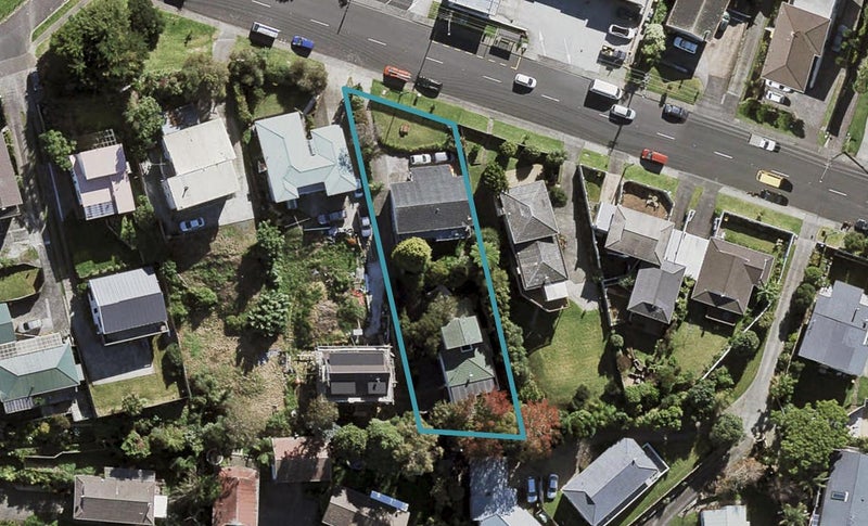 2/19 Target Road, Tōtara Vale, Auckland - Carousel 1