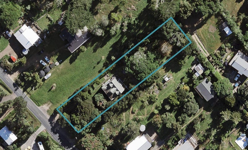 422 Sea View Road, Onetangi, Waiheke Island - Carousel 1