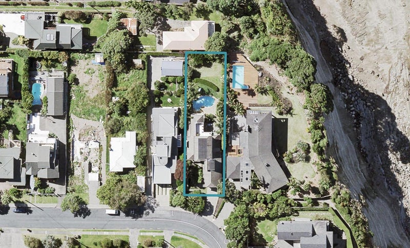139 Churchill Road, Rothesay Bay, Auckland - Carousel 1