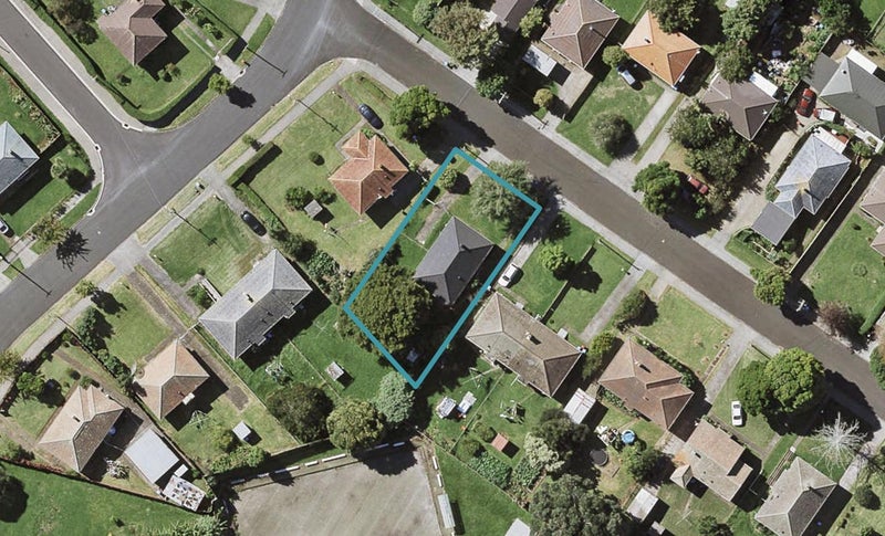 2 Ngarimu Road, Panmure, Auckland - Carousel 1