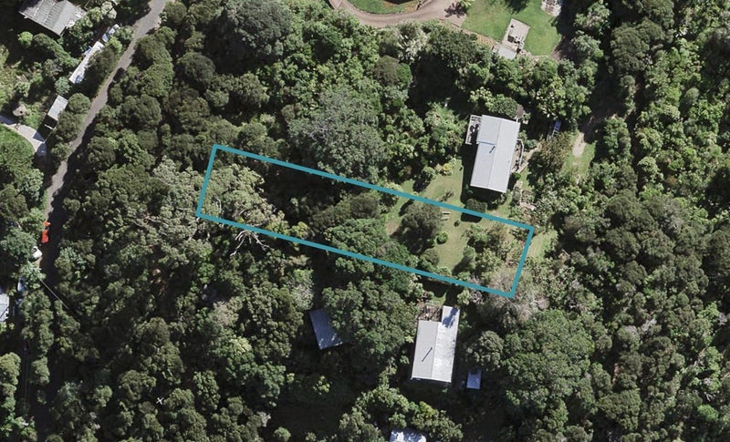 60 Fairview Crescent, Ōmiha, Waiheke Island - Carousel 1