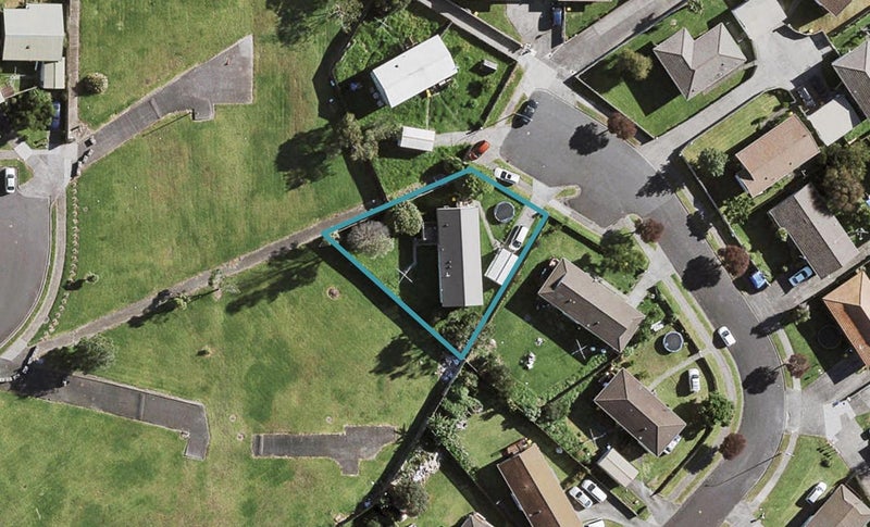 24 Felicia Place, Wiri, Auckland - Carousel 1