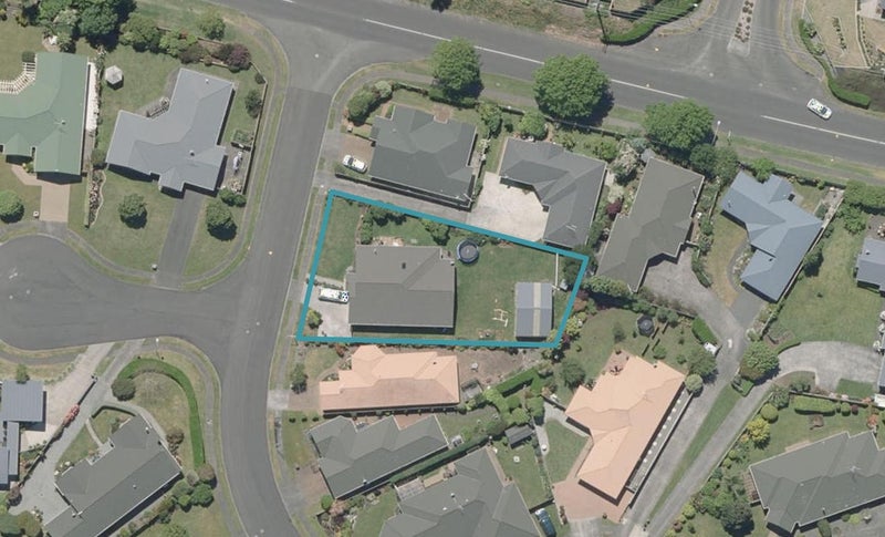 3 Perrett Drive, Otamatea, Whanganui - Carousel 1