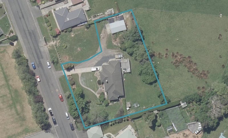 85 North Taieri Road, Abbotsford, Dunedin - Carousel 1