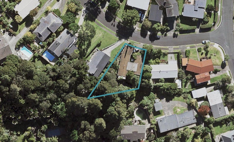 6 Gretel Place, Hillcrest, Auckland - Carousel 1