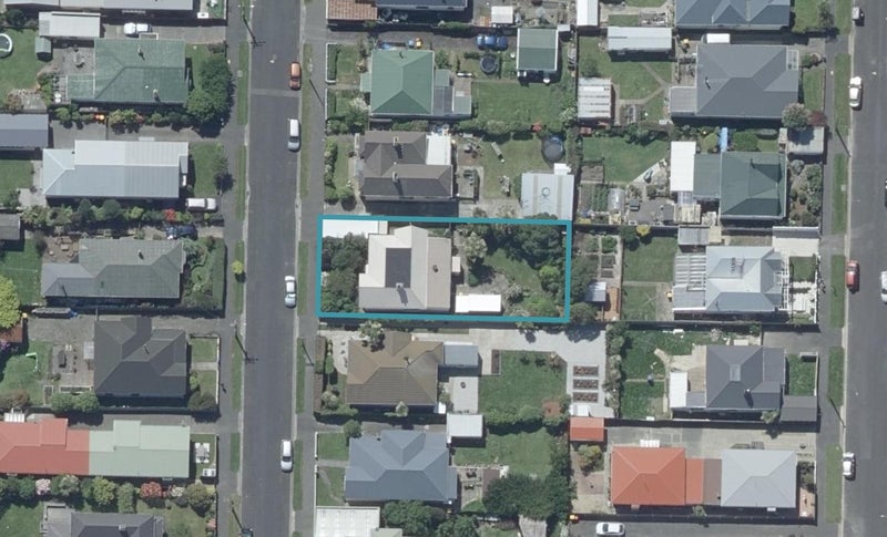 61 Ascot Street, Saint Kilda, Dunedin - Carousel 1