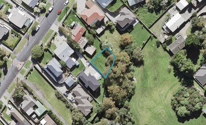34D Fruitvale Road, New Lynn, Auckland - Carousel 1