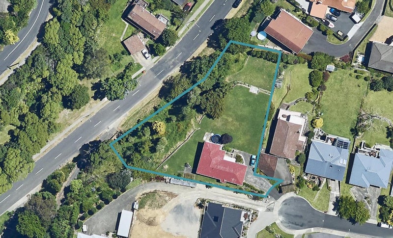 31 Rutherford Street, Otumoetai, Tauranga - Carousel 1