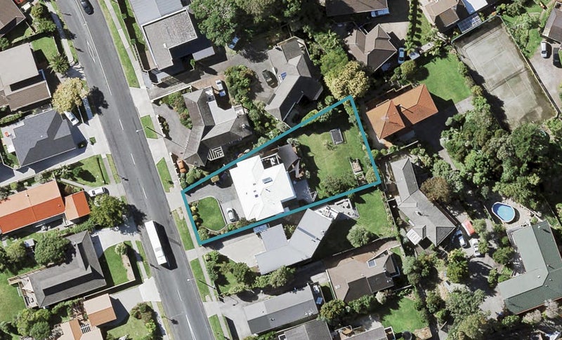 88 Sandspit Road, Shelly Park, Auckland - Carousel 1