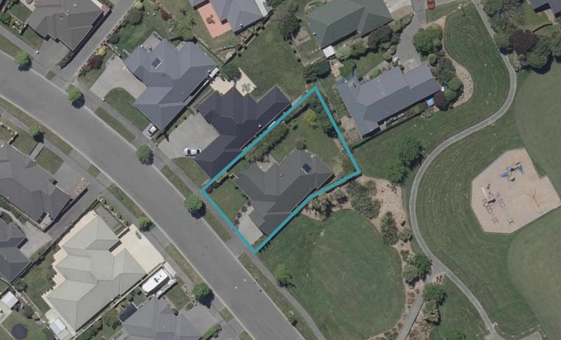 6 Globe Bay Drive, Templeton, Christchurch - Carousel 1