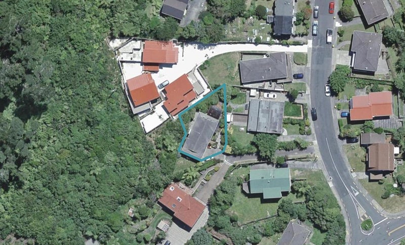 5 Percy Dyett Drive, Karori, Wellington - Carousel 1