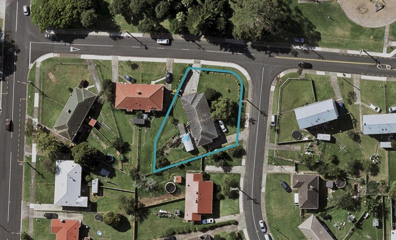 5 Cobham Crescent, Otara, Auckland - Carousel 1
