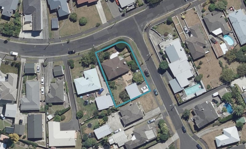 2 Elizabeth Street, Beerescourt, Hamilton - Carousel 1