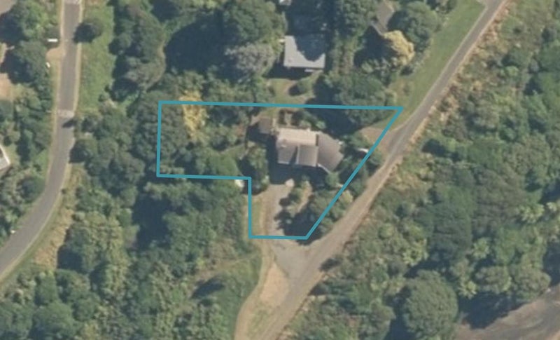 14 Takarei Terrace, Mōkau - Carousel 1
