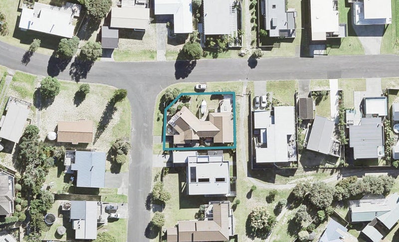 1A Day Dawn Crescent, Omaha, Warkworth - Carousel 1