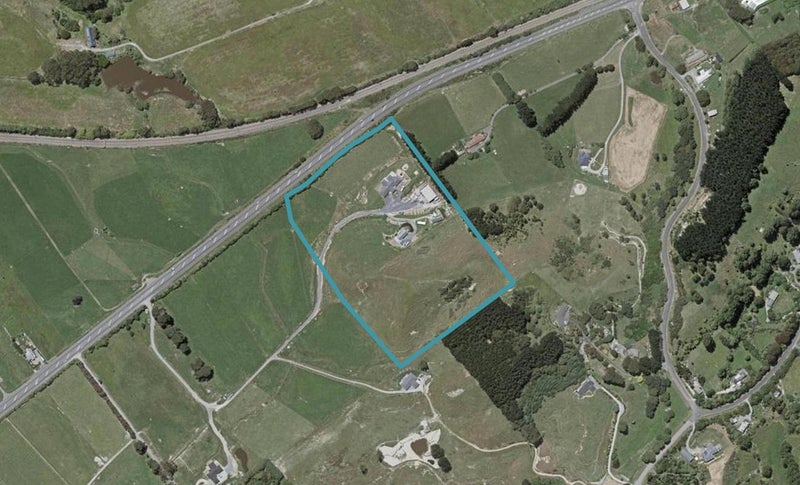 380 State Highway 1, Otaihanga, Paraparaumu - Carousel 1