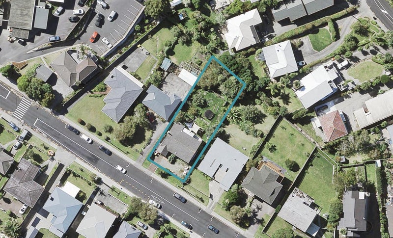 29 Sunrise Avenue, Murrays Bay, Auckland - Carousel 1