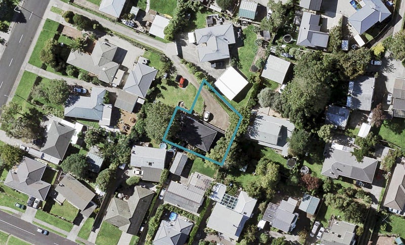 116 Moore Street, Howick, Auckland - Carousel 1