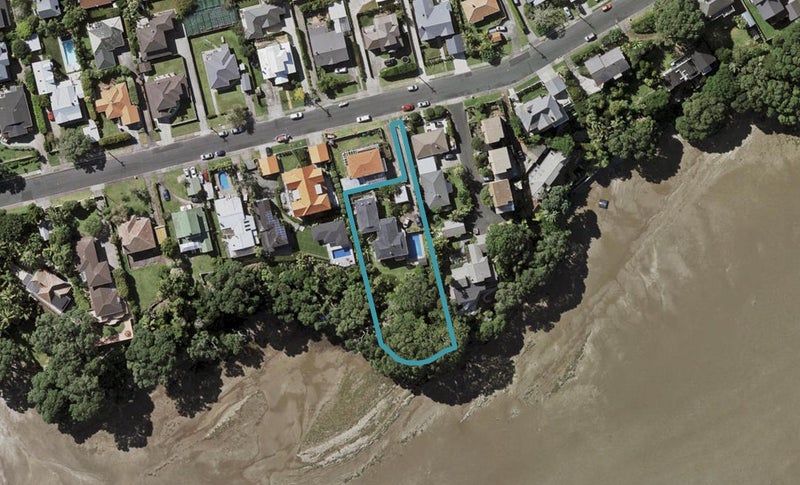 1/59 Norwood Road, Bayswater, Auckland - Carousel 1