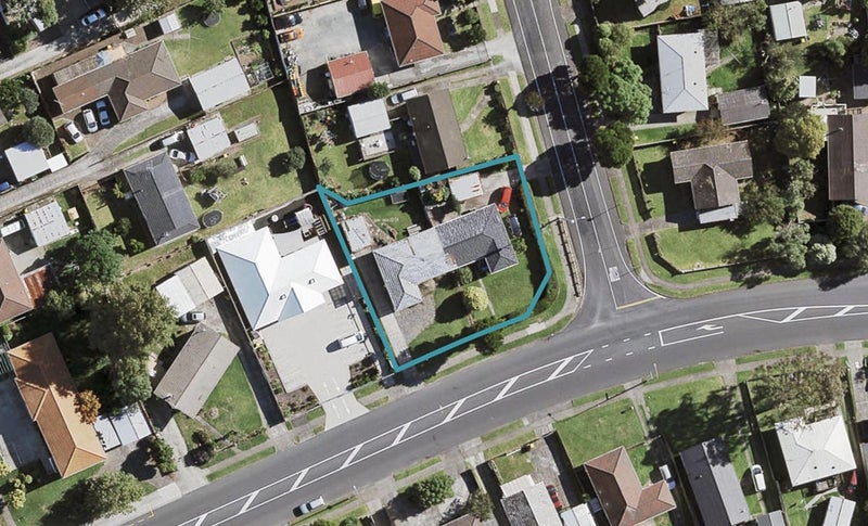 2/147 Mahia Road, Wattle Downs, Auckland - Carousel 1