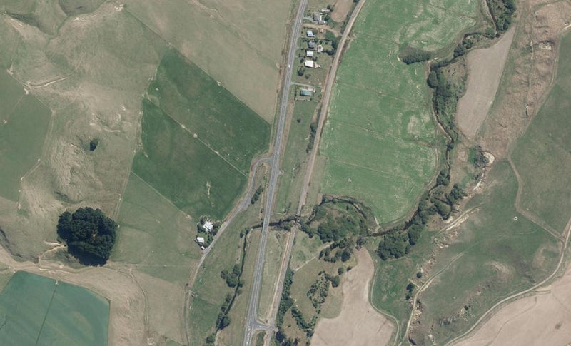 2756 State Highway 1, Hunterville - Carousel 1