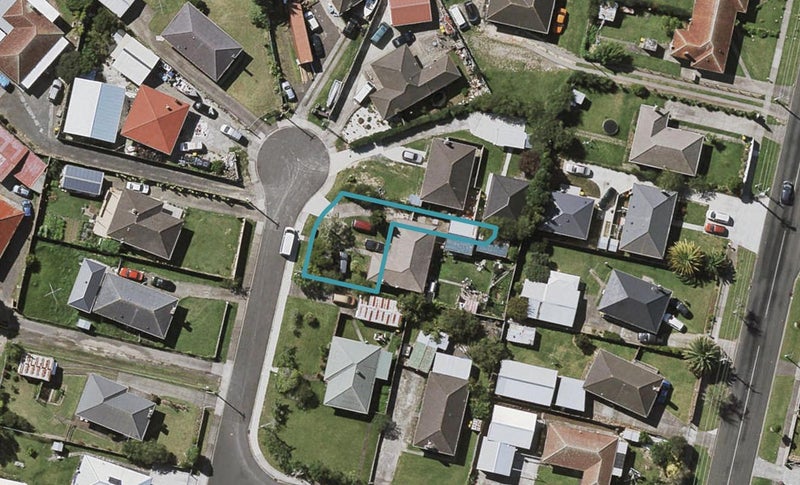 3 Bolton Place, Otara, Auckland - Carousel 1