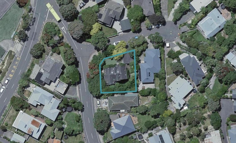 2 Ardross Avenue, Khandallah, Wellington - Carousel 1