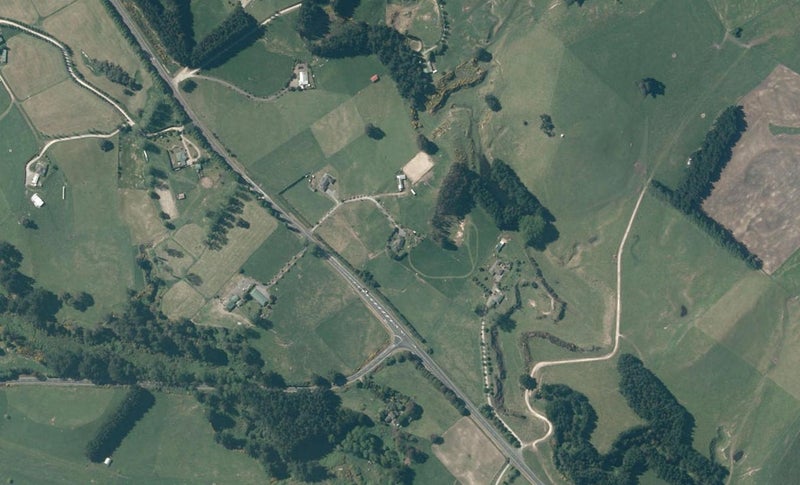 464 State Highway 1, Taupo - Carousel 1