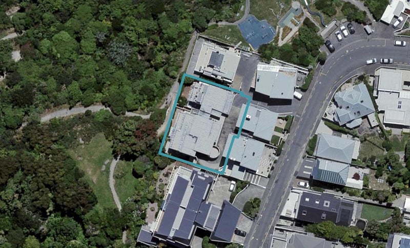 2/22 The Crescent, Roseneath, Wellington - Carousel 1