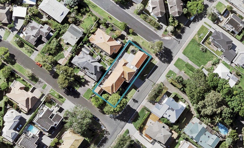 16 Yattendon Road, St Heliers, Auckland - Carousel 1